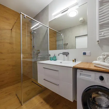 White A319 - Perlowa Przystan-holiday Apartamento